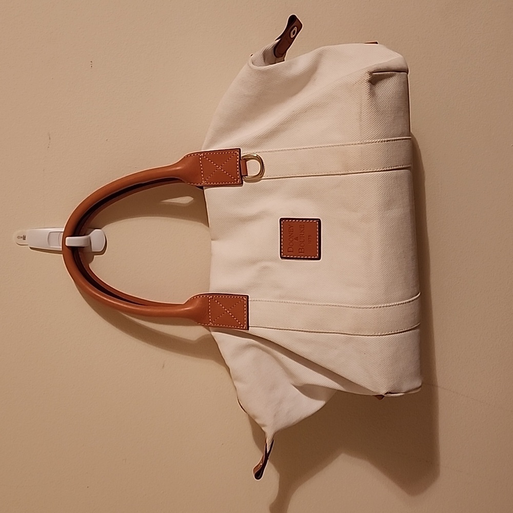 Dooney & Bourke large satchel bag